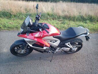 Honda VFR 800 X Crossrunner - 3