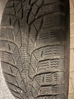 4 zimní pneu na plecháčích - 185/60 R15 Nokian a Continental - 3