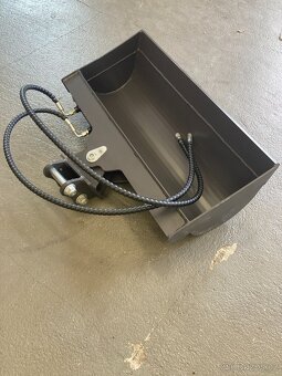 Hydraulicky naklápěcí svahová lžíce 800mm minibagr - 3
