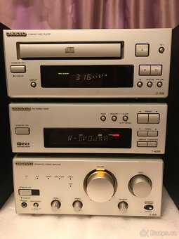 Onkyo - 3
