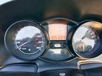 Piaggio MP3 250 Řidičák B - 3