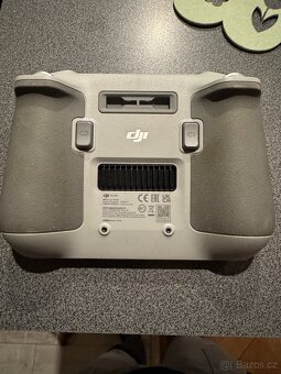 OVLADAČ DJI RC 230 - 3