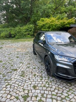 Audi SQ7 keramik,7mist ,B&Q ,top vybava - 3