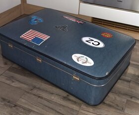 Starý zachovalý kufr - 3
