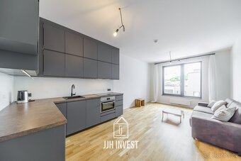 Pronájem moderního 1+kk v projektu Neugraf, 33 m2 – Smíchov, - 3