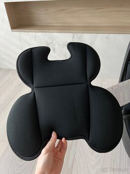 Nepoužitá polohovcí autosedačka Britax - 3