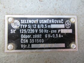 Vypinač TYP S 25 V, nový-selenový usměrňovač Sj 12 6/0,5 - 3