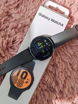 SAMSUNG Galaxy Watch 4 44 mm - 3