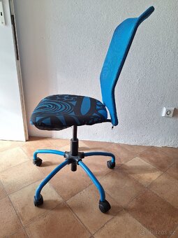 Židle - 3