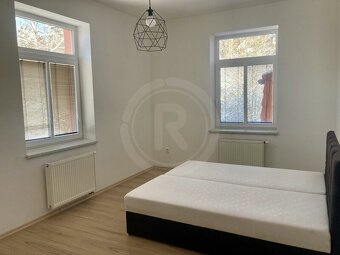 PRONÁJEM BYTU 2+KK S BALKONY, NA DOLECH, KAMENNÝ ÚJEZD - 3