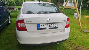 Osobní automobil ŠKODA RAPID - 3