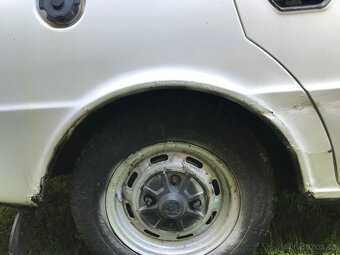 Škoda 105 s - 3