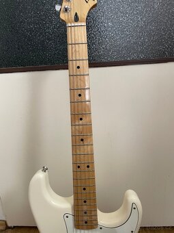 Fender Stratocaster Mexico - 3