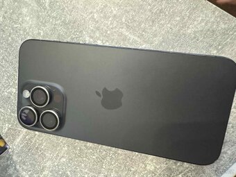 iPhone 15 pro max - 3