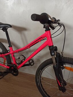 Perfektní kolo Specialized Hotrock, velikost 24 - 3
