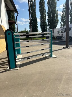 Překážka na králičí hop - dovoz Švédsko Vějíř - 3
