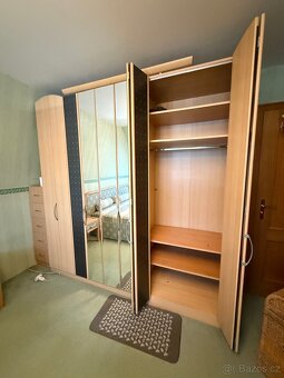 Skříň - 3