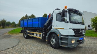Prodám hákový nosič kontejnerů s hyd. rukou Mercedes AXOR - 3