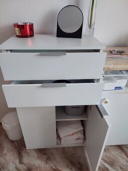 Skříňky - 3