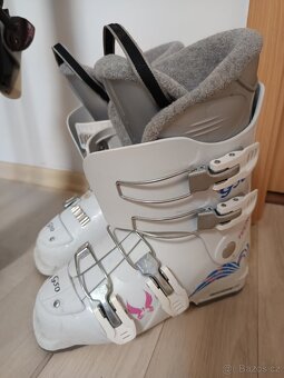 Lyžařský set, Salomon 120 cm, lyžáky Tecno Pro, hůlky Atomic - 3