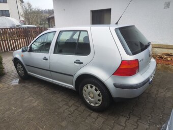 Golf IV 1.6 - 3
