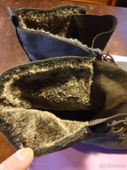 DÁMSKÉ KOTNÍKOVÉ BOTY S KOŽÍŠKEM vel.39 - 3