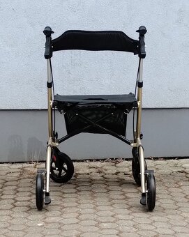 Čtyřkolové chodítko - 3