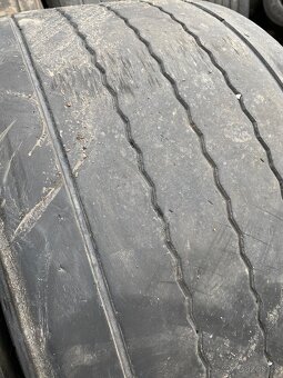 Nákladní pneumatiky 435/50 R19,5 - 3