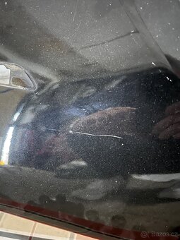 BMW E60 levý blatník - 3