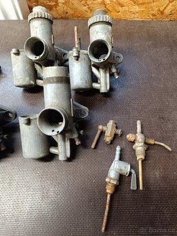 Soubor částí karburátorů Jikov - 3