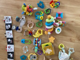 Sada hraček pro miminko - 3