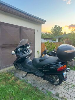 Suzuki Burgman 650 Executive - 3