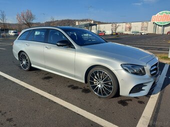 Prodám Mercedes-Benz E350D,190kw,620Nm,2017,Téměř max.Výbava - 3