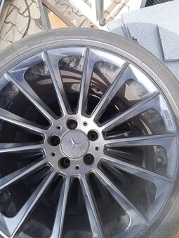 Mercedes S - 3