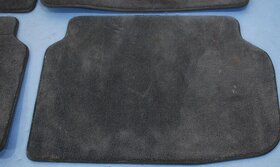 Prodám set textilních koberců do BMW 530d xDrive (r.2013) - 3