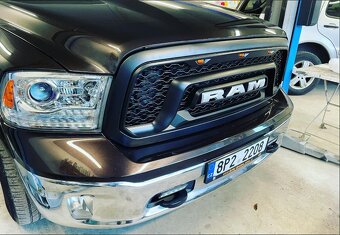 Nová maska REBEL Style pro DODGE RAM 1500 IV Gen LED světla - 3