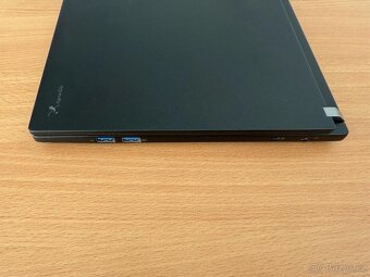 Acer TravelMate P645-S (12 GB RAM a 500 GB SSD) - 3