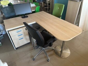 prodám stůl klientského centra - 3