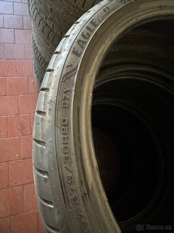 275/30/20 a 245/35/20 - 3