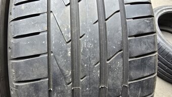 Letní pneu 245/40/18 Hankook - 3