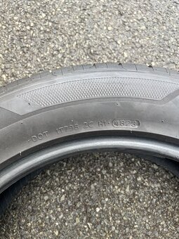 pneumatiky 235/55R19 - 3