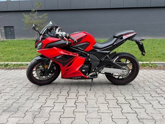 Silniční motorka Taro 400ccm - 3