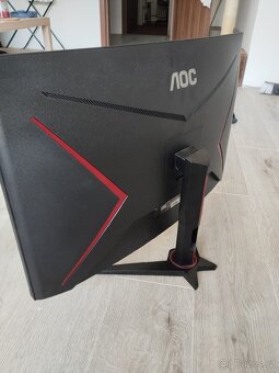 Herní monitor AOC 32" 165Hz QHD - 3
