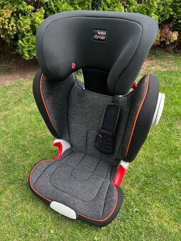 autosedačka/podsedák Britax Römer KIDFIX XP SICT - 3
