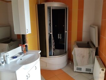 Prodej činžovního domu, 9 bytů + možnost dalších - 3