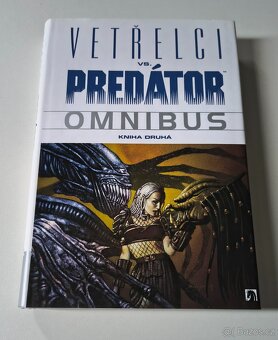 Komiks Vetřelci vs. Predátor 1 + 2 - 3