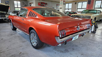 1966 Ford Mustang Fastback 289 V8, manuál, perfektní stav - 3
