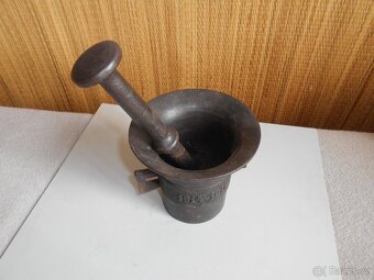 Starý hmoždíř železňák z roku 1916 - 3