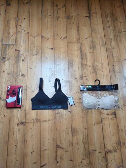 Dámské braletky, podprsenky, korzety -  5 FOTEK - 3