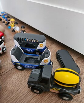 Vláčkodráha - autíčka a panáčci - 3